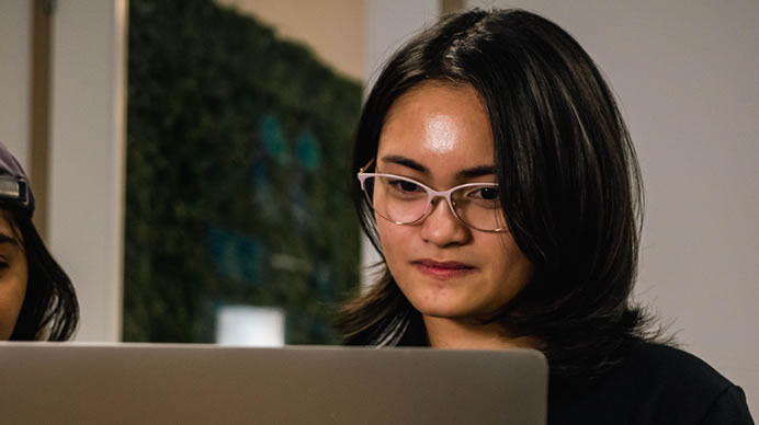 Helcim women in tech